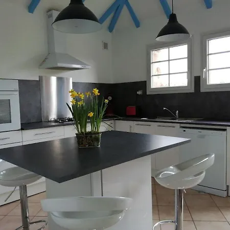 Casa de Férias Laigrette, Grande Maison Paisible A 5min De La Plougasnou